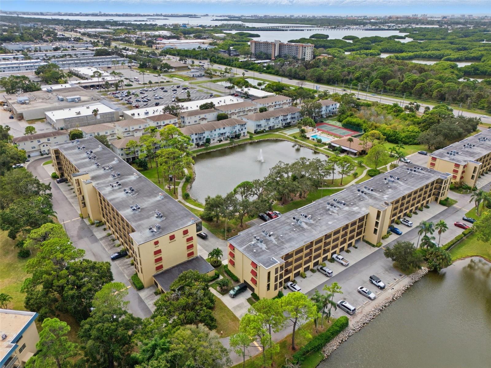 6000 PARK PLACE CONDO - Residential