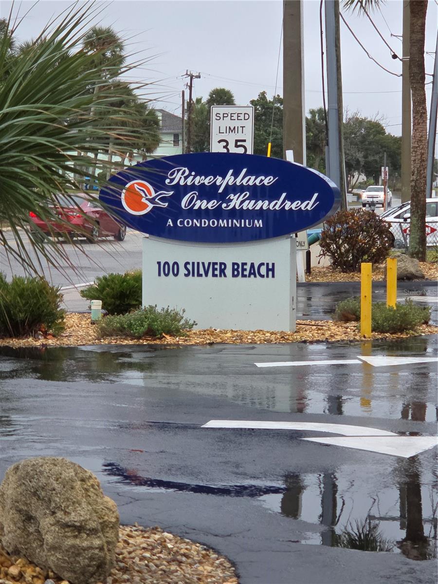 100 SILVER BEACH AVENUE 214