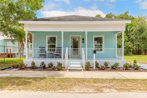 Photo of 306 Sheldon Street, New Smyrna Beach, FL 32168 (MLS # NS1088785)