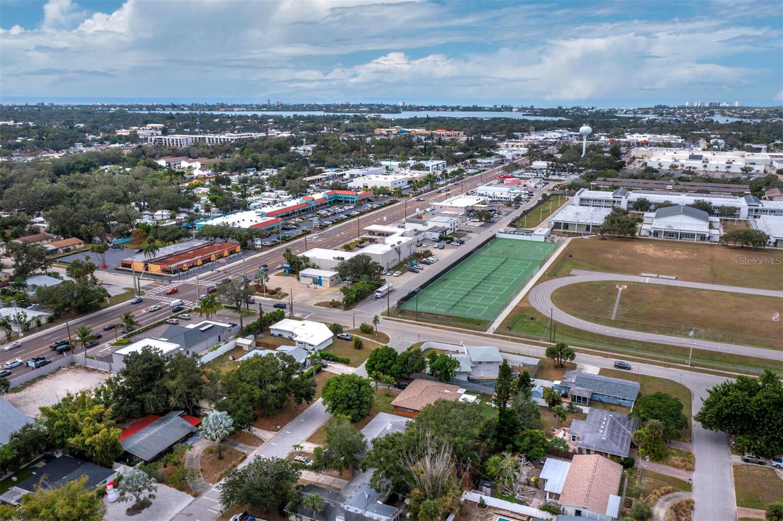 SOUTH GATE - Residential