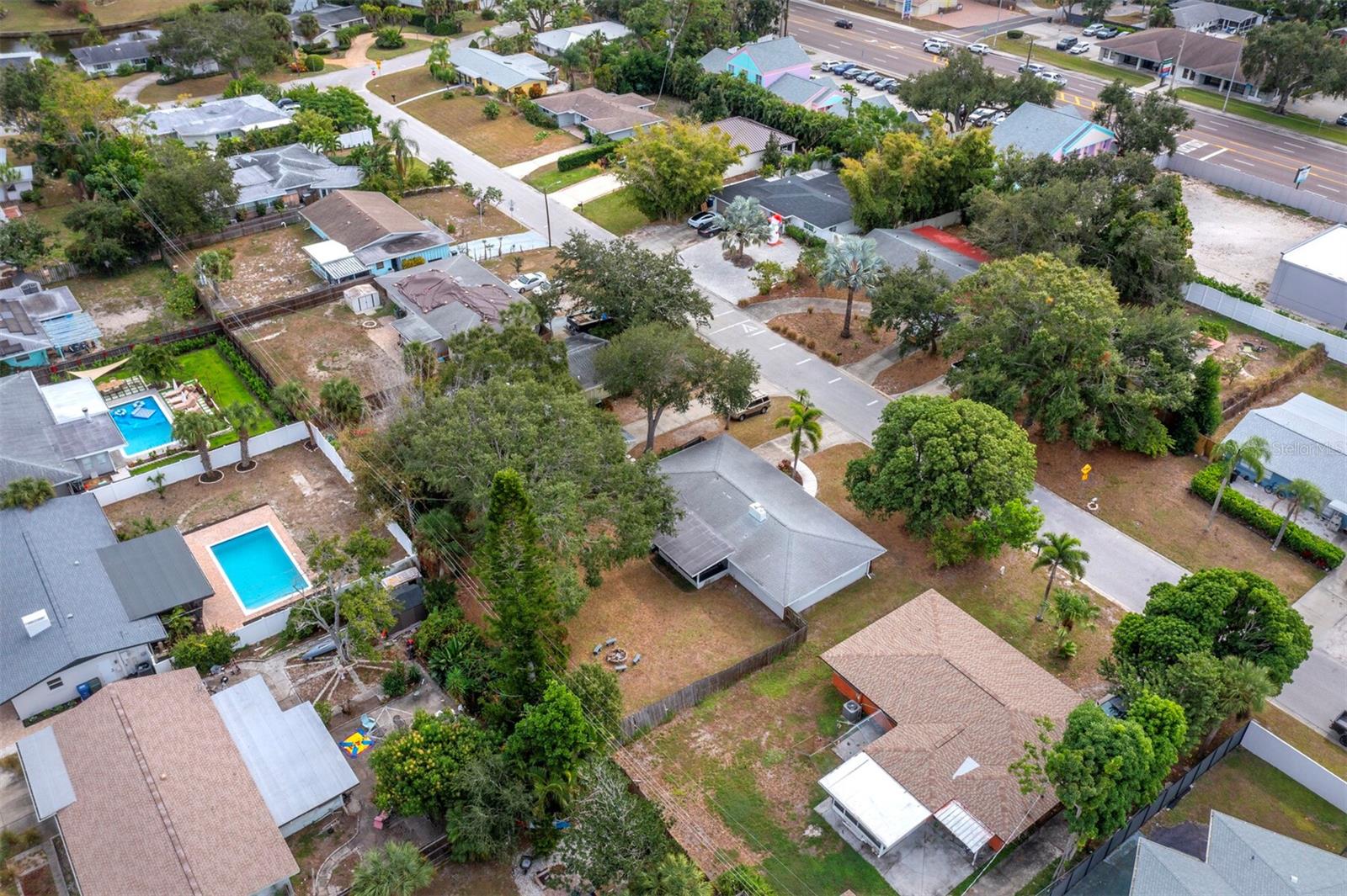 SOUTH GATE - Residential