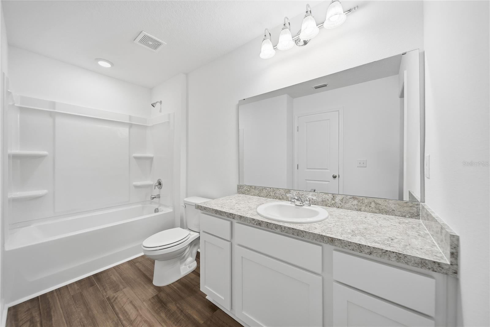 TYSON TWNHMS - Residential Lease