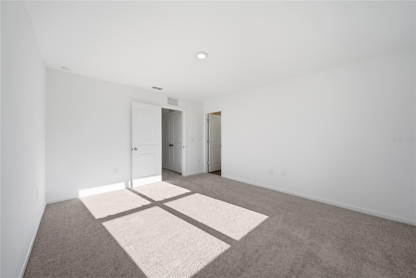 TYSON TWNHMS - Residential Lease