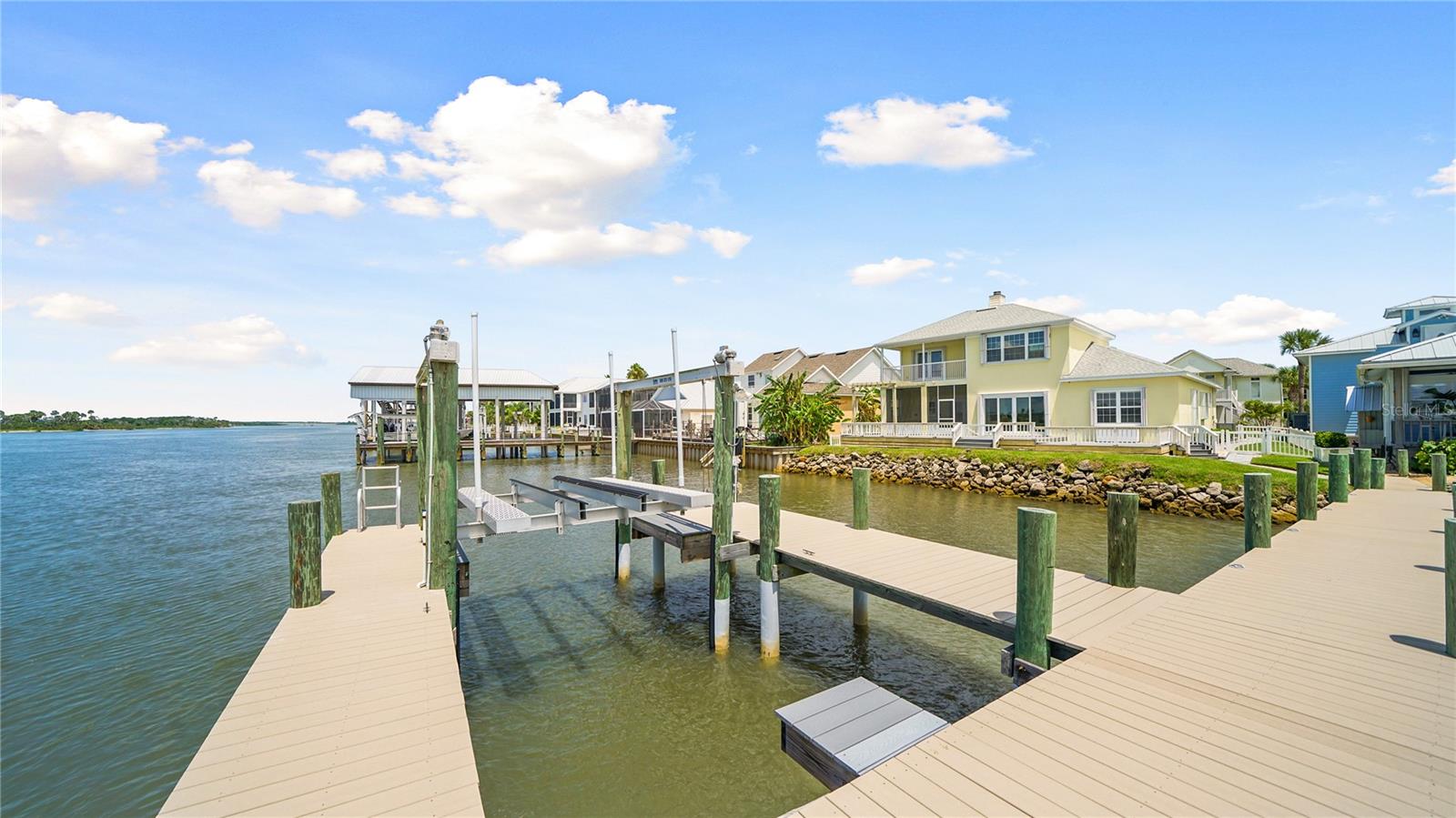 SUMMER ISLAND PH I - Residential