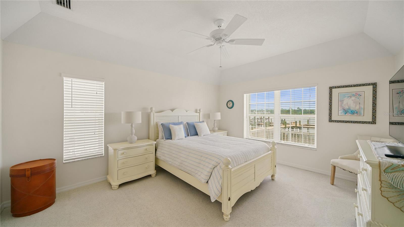 SUMMER ISLAND PH I - Residential