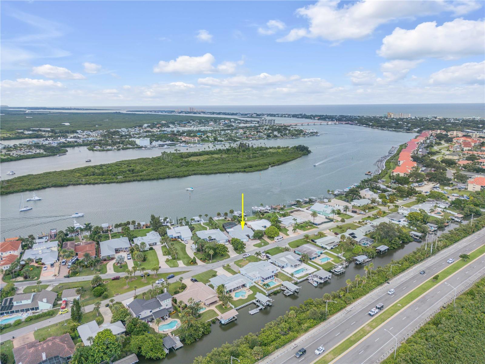BOUCHELLES ISLAND - Residential