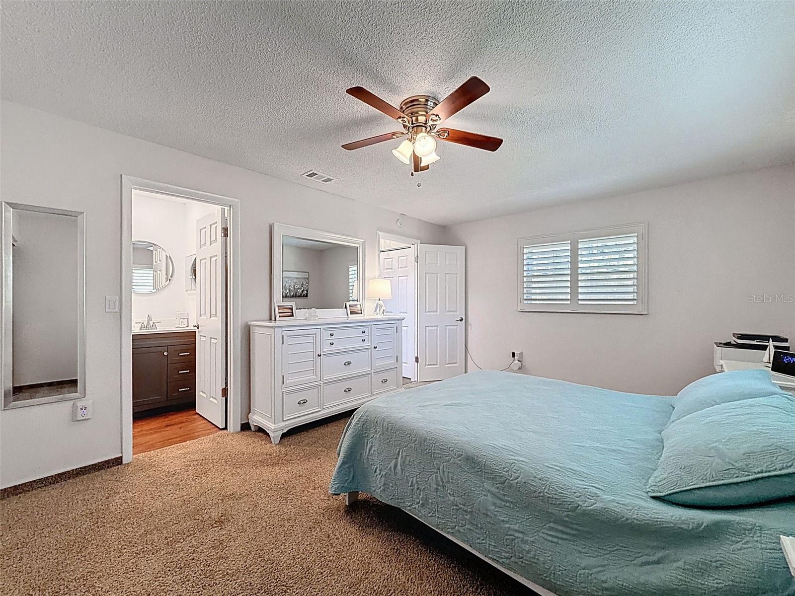 PARADISE POINTE WEST - Residential