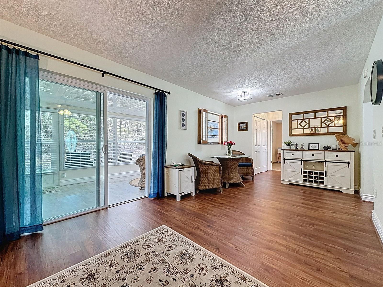 PARADISE POINTE WEST - Residential