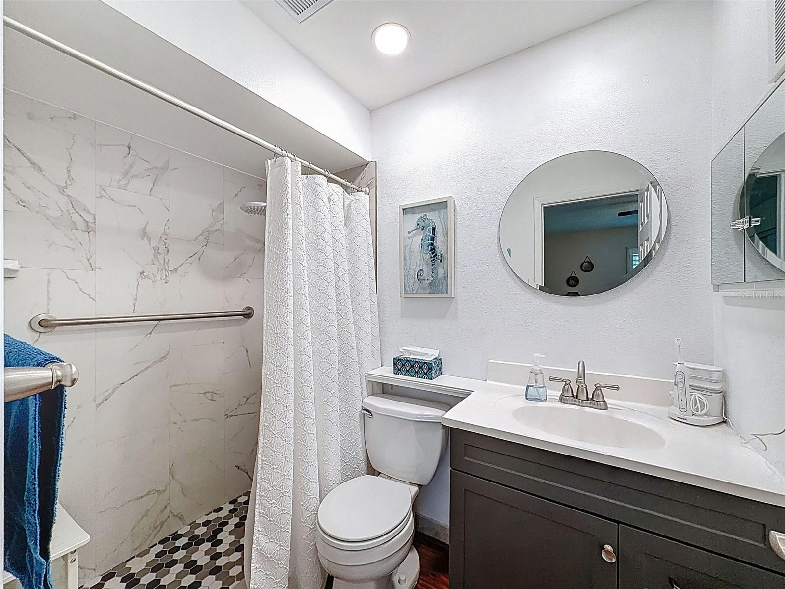 PARADISE POINTE WEST - Residential