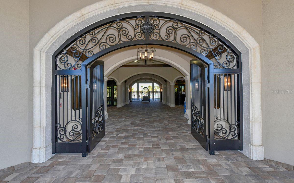 TERRACE IV AT LAKEWOOD NATIONAL PH II - Residential Lease