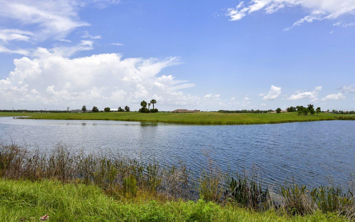 TERRACE IV AT LAKEWOOD NATIONAL PH II - Residential Lease