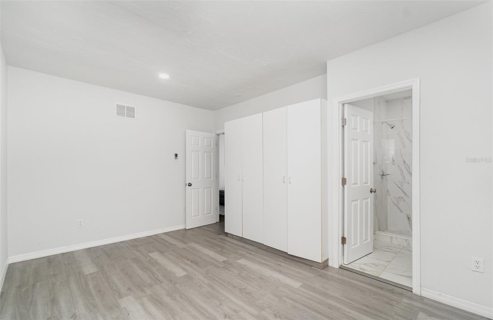 WARM MINERAL SPGS - Residential