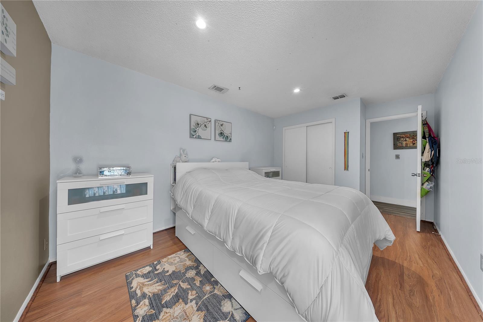 SUNRISE UNIT 2C - Residential