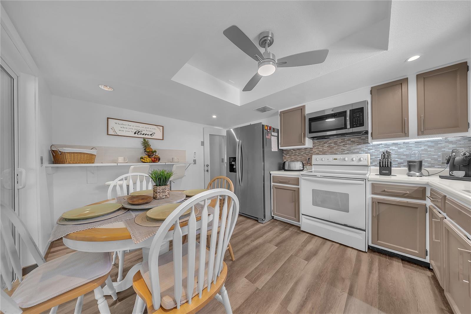 SUNRISE UNIT 2C - Residential