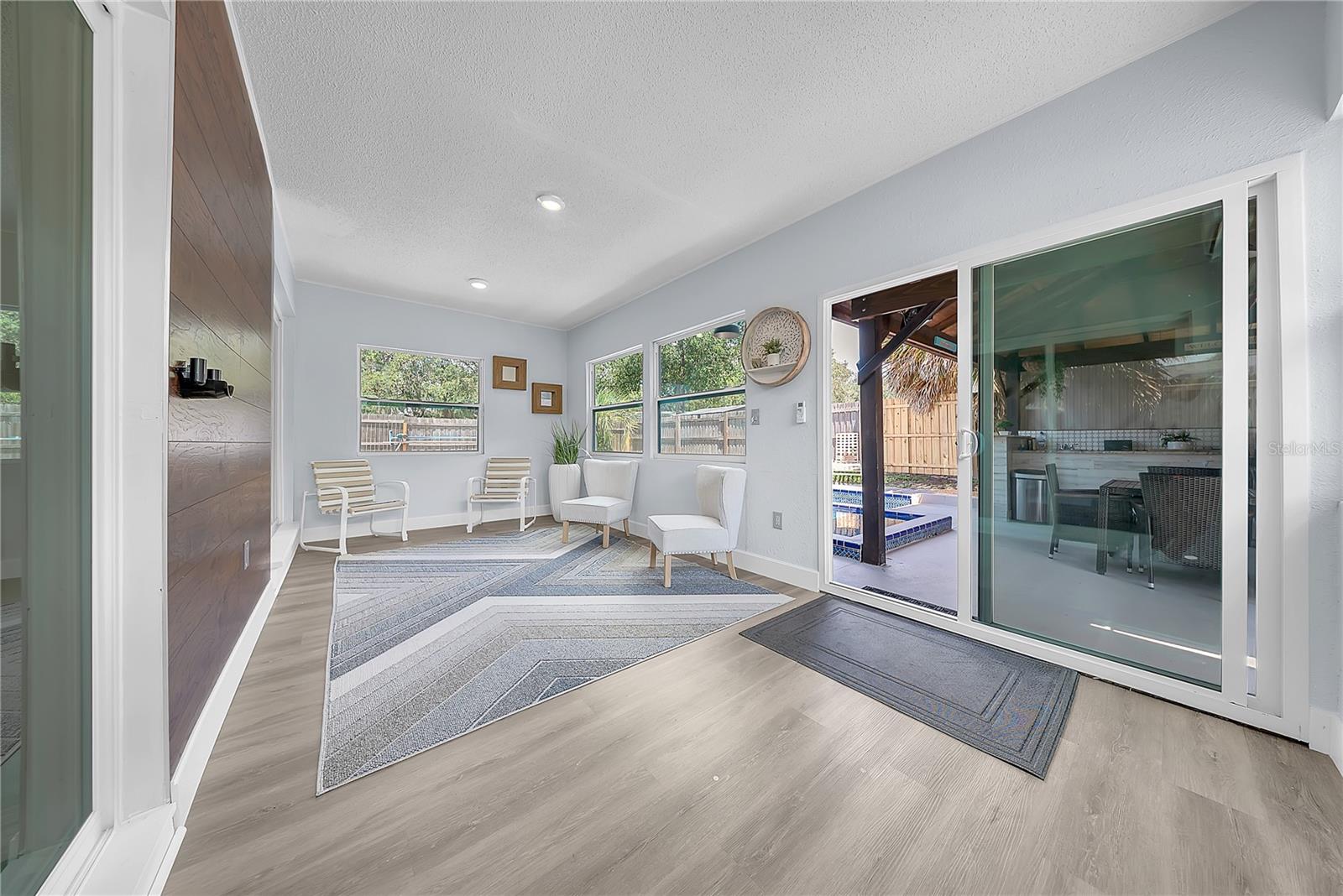 SUNRISE UNIT 2C - Residential