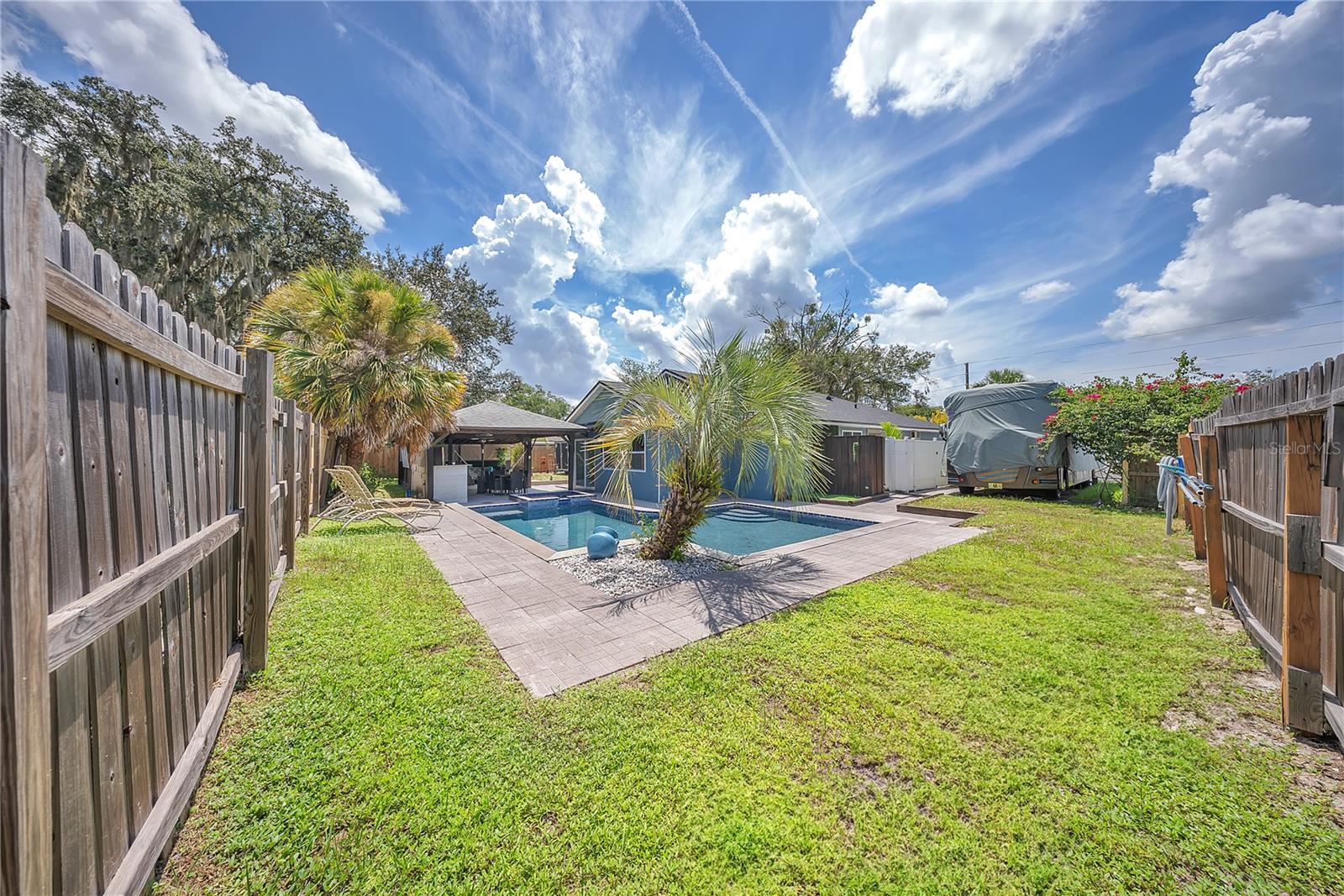 SUNRISE UNIT 2C - Residential