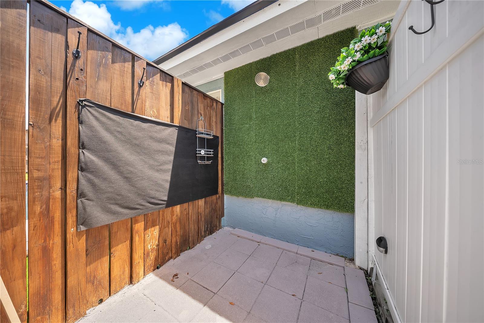 SUNRISE UNIT 2C - Residential
