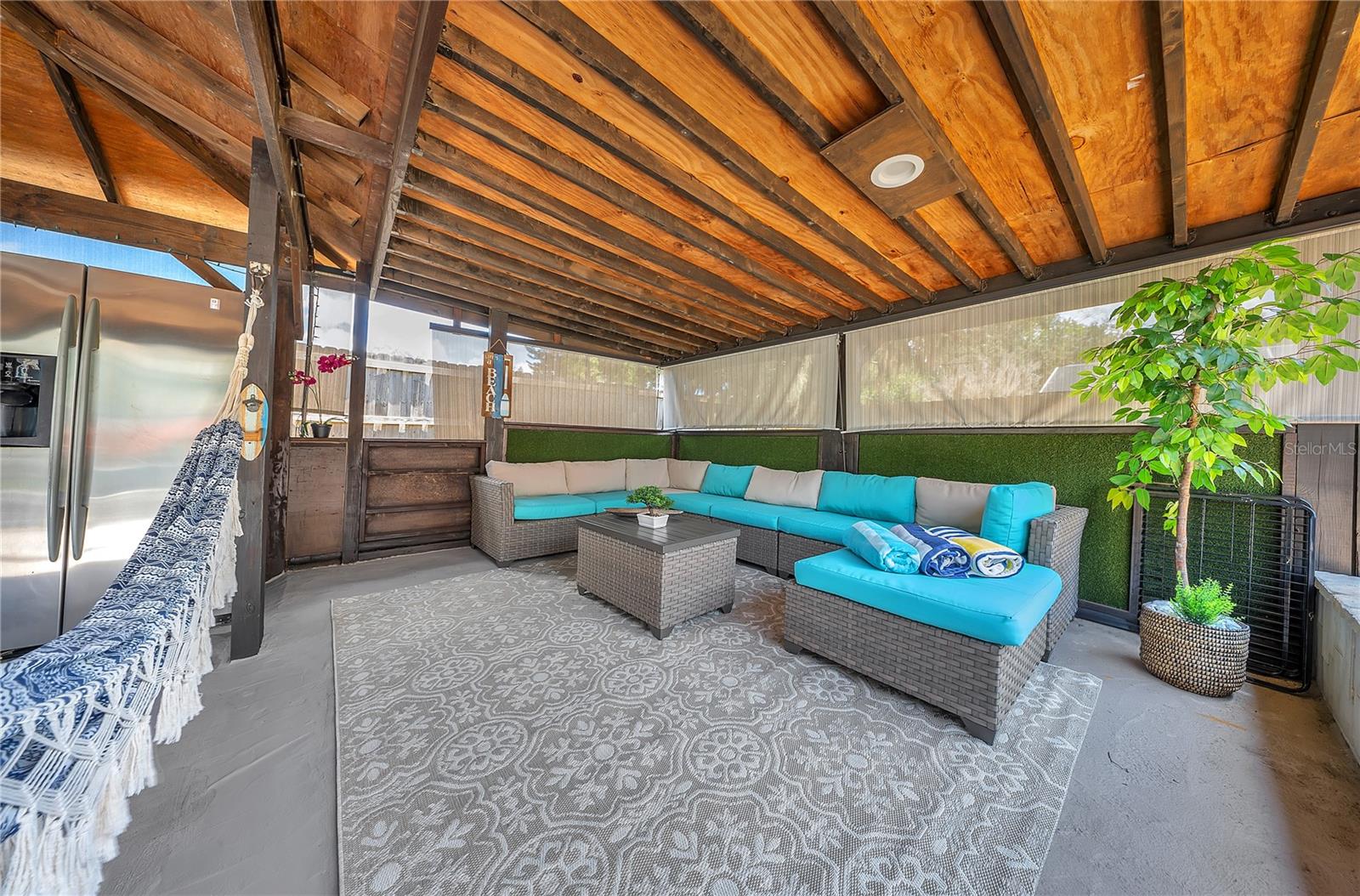 SUNRISE UNIT 2C - Residential