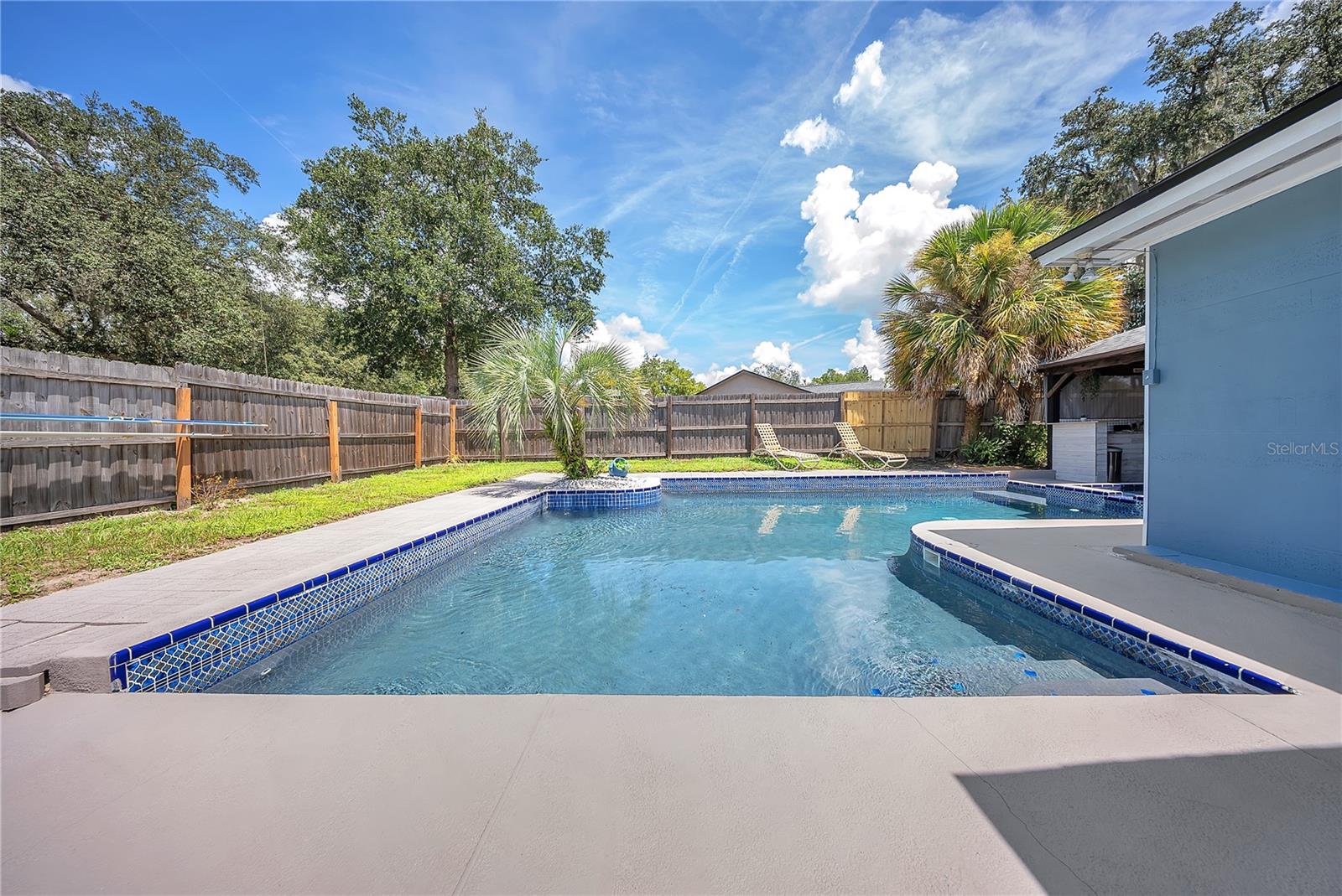 SUNRISE UNIT 2C - Residential