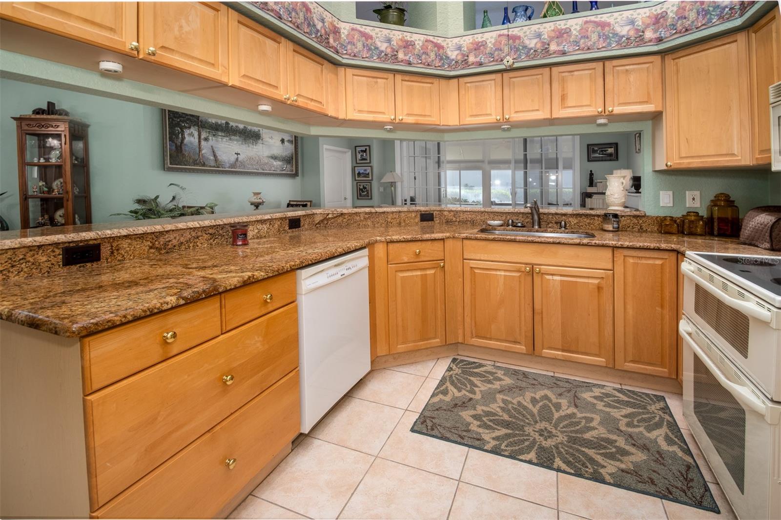 VIRGINIA CROSSING - Residential