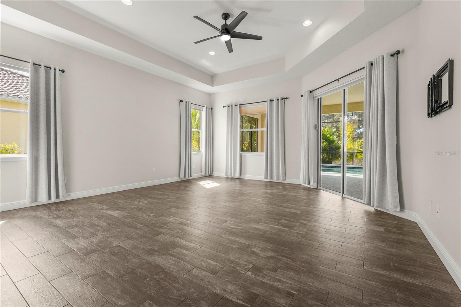 RED HAWK RESERVE PH 2 - Residential