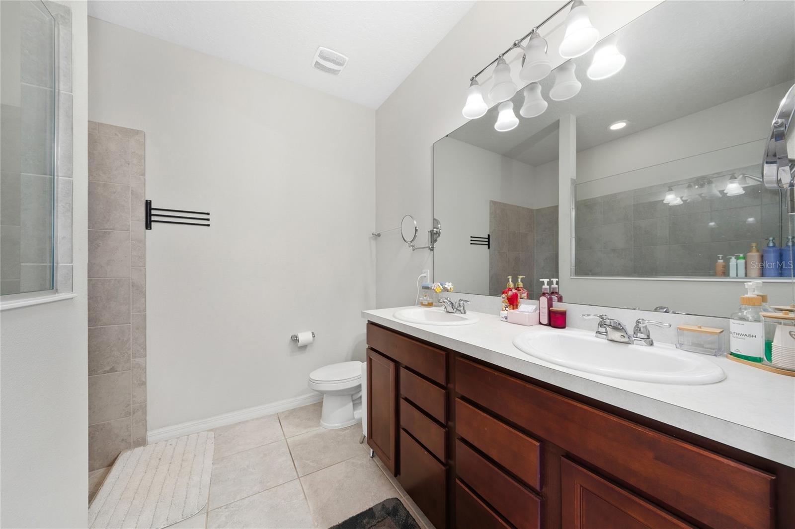 FOUNTAIN PARK - Residential