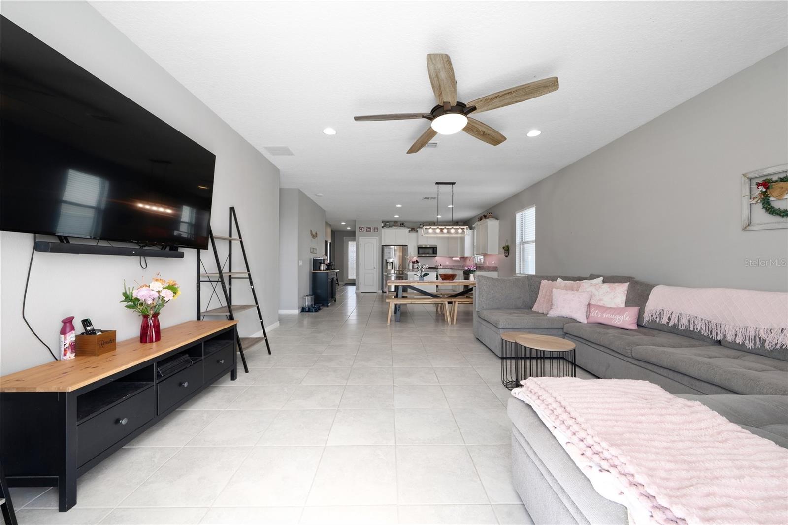 FOUNTAIN PARK - Residential