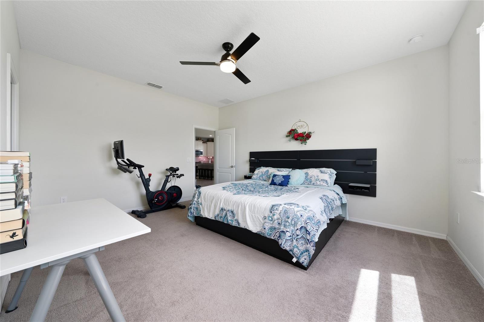 FOUNTAIN PARK - Residential