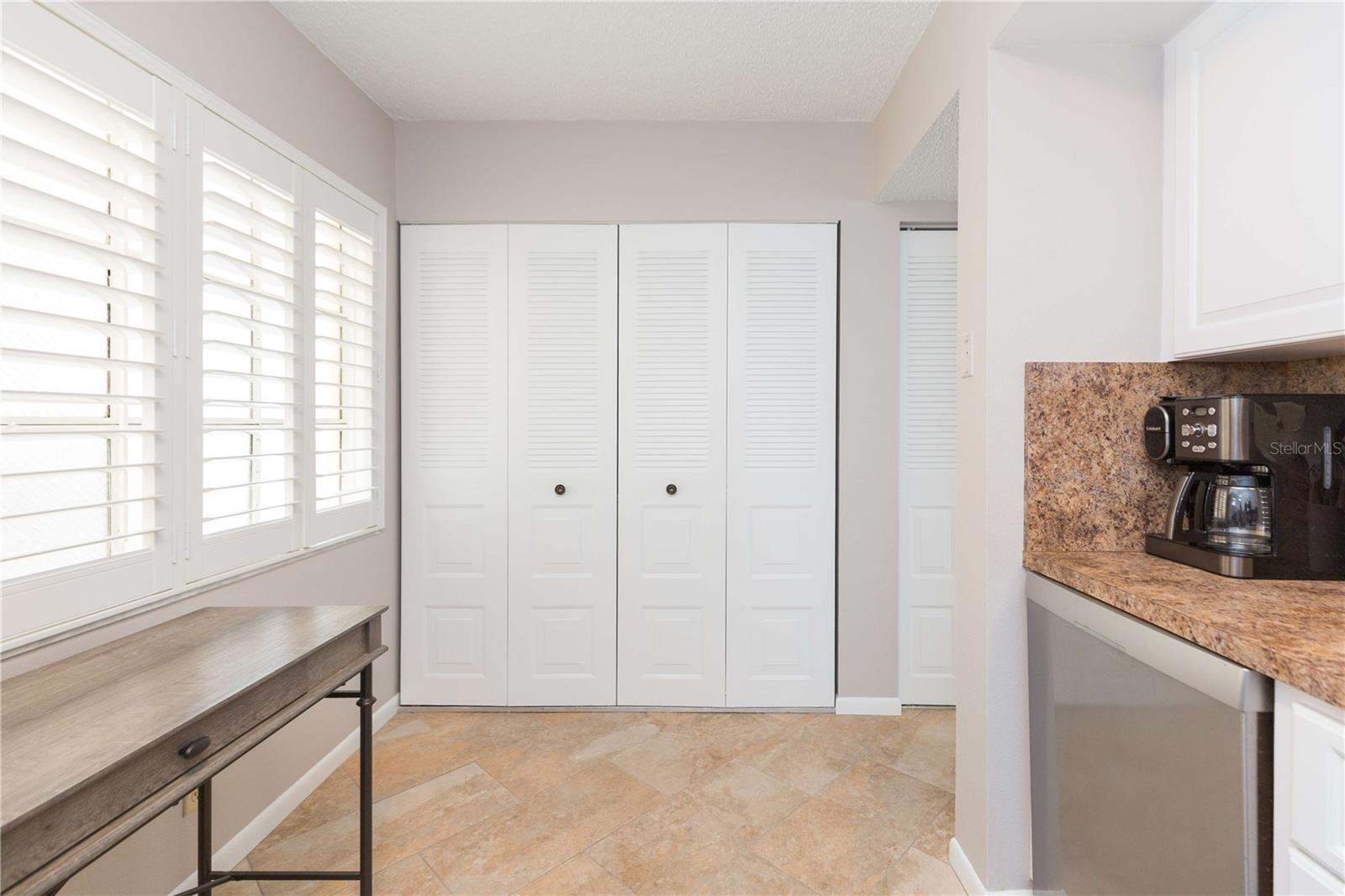 LA PUERTA DEL SOL CONDO - Residential Lease