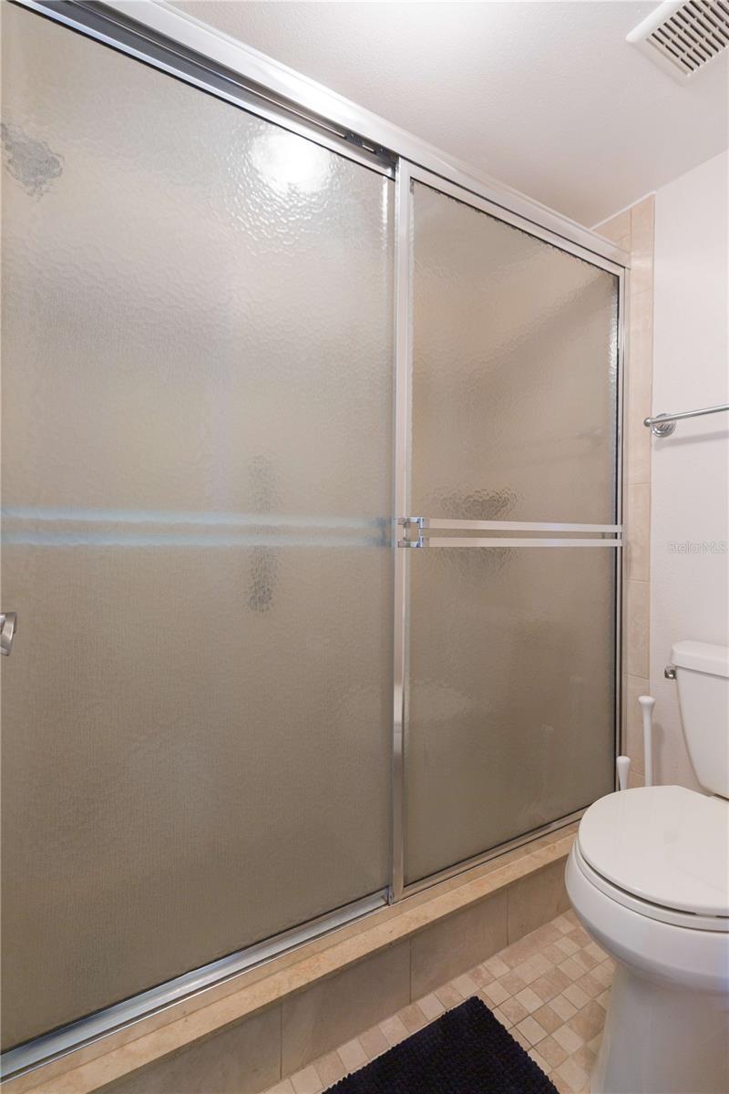 LA PUERTA DEL SOL CONDO - Residential Lease