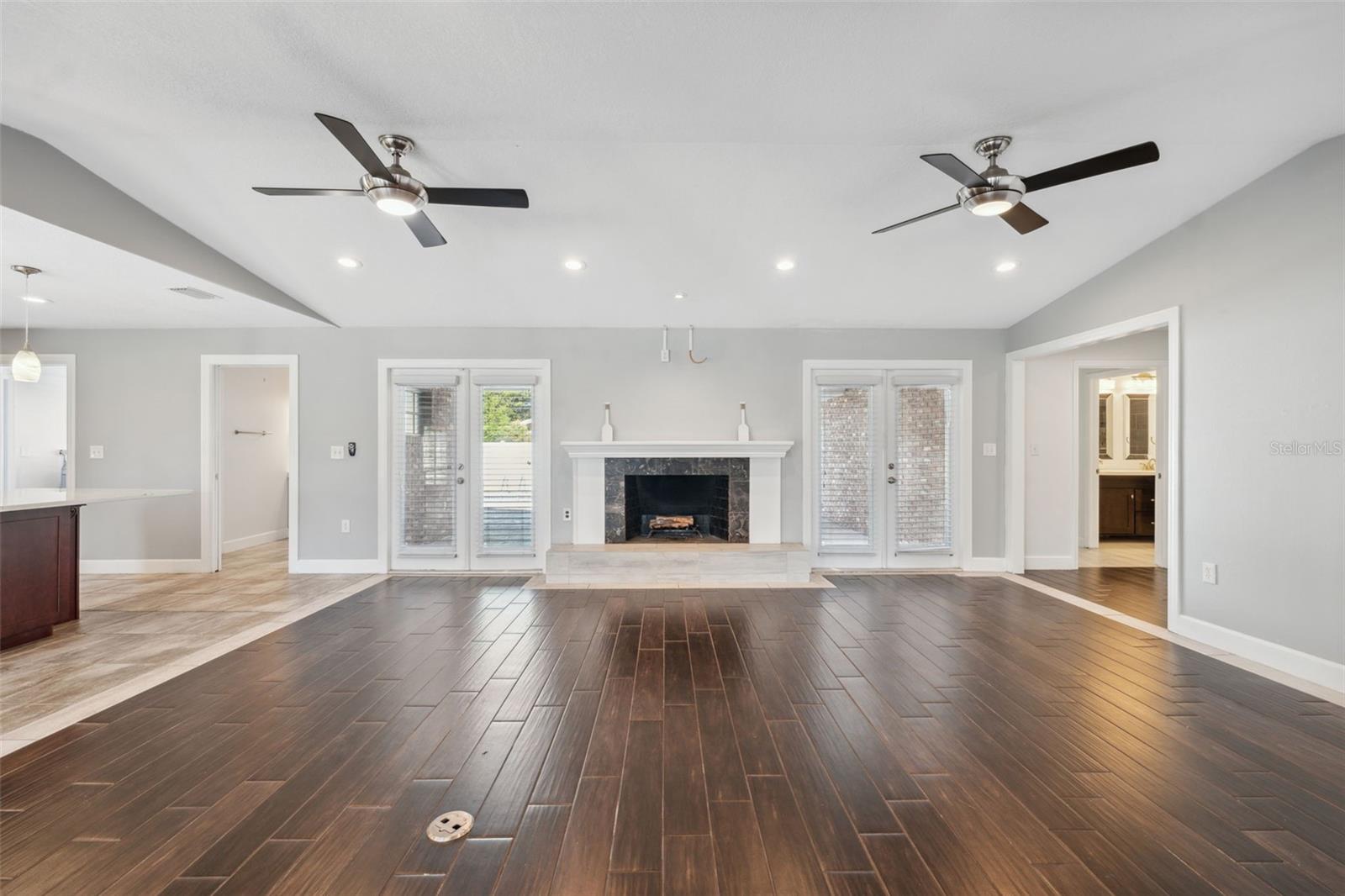 515 HOLLOW RIDGE ROAD