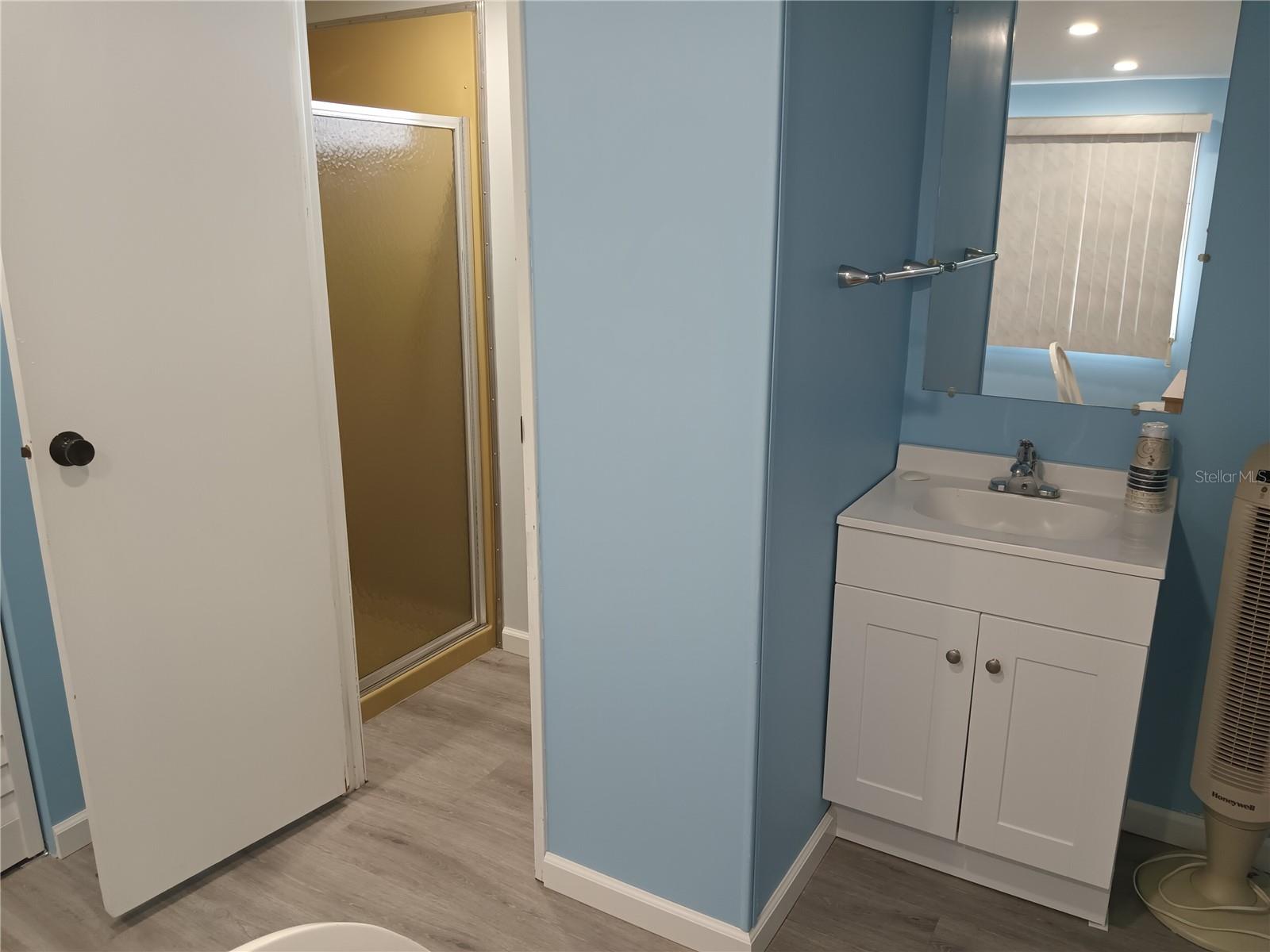 TRI-PAR ESTATES - Residential