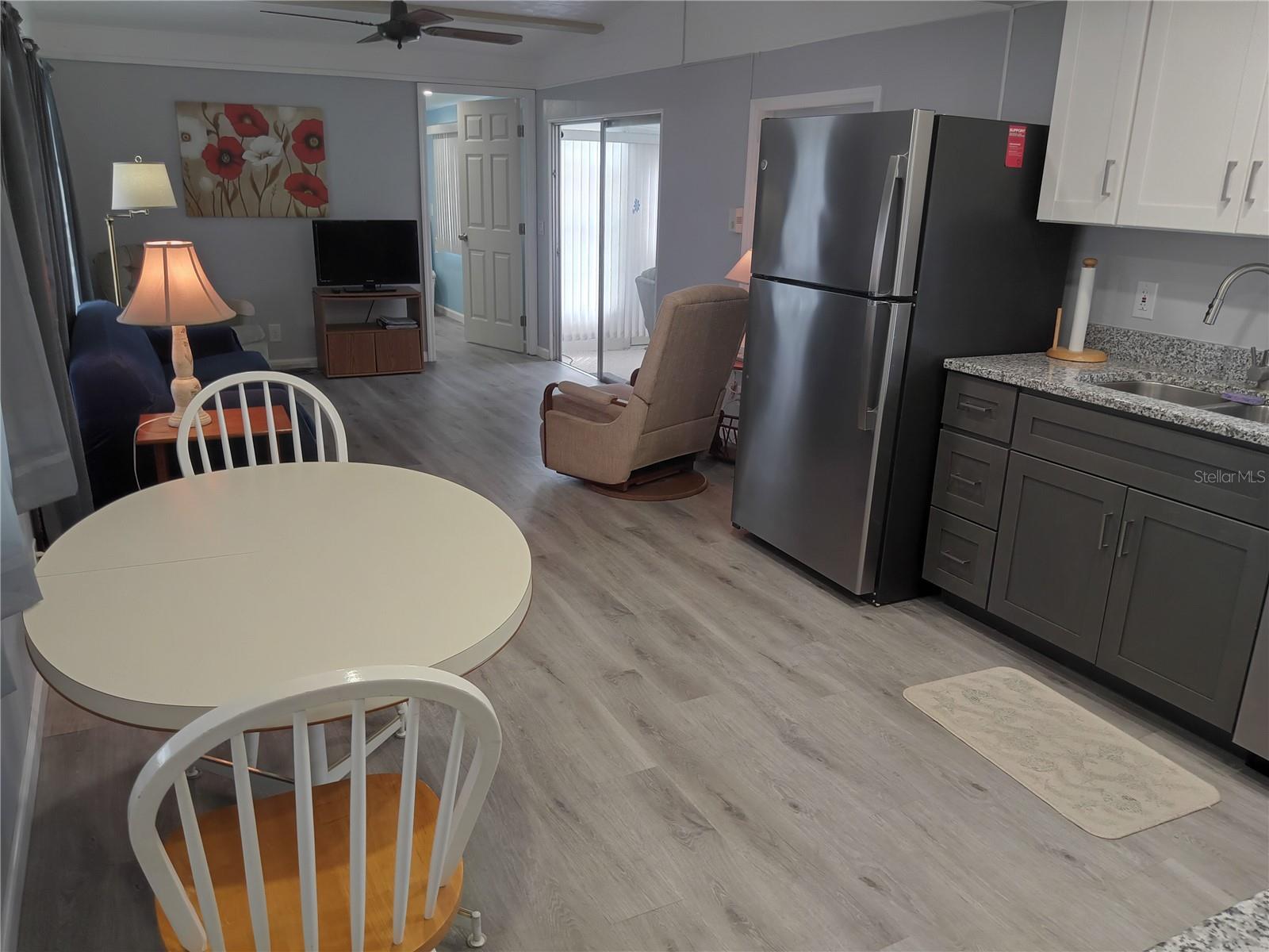 TRI-PAR ESTATES - Residential