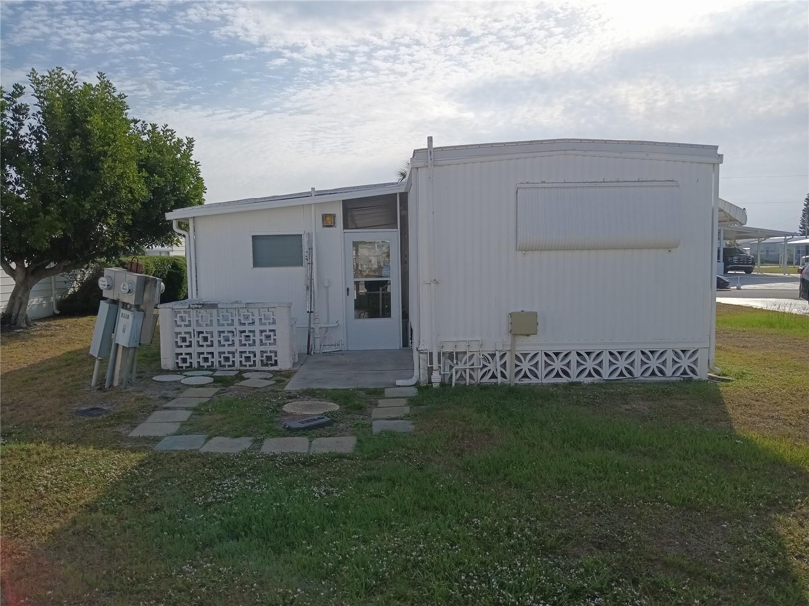 TRI-PAR ESTATES - Residential