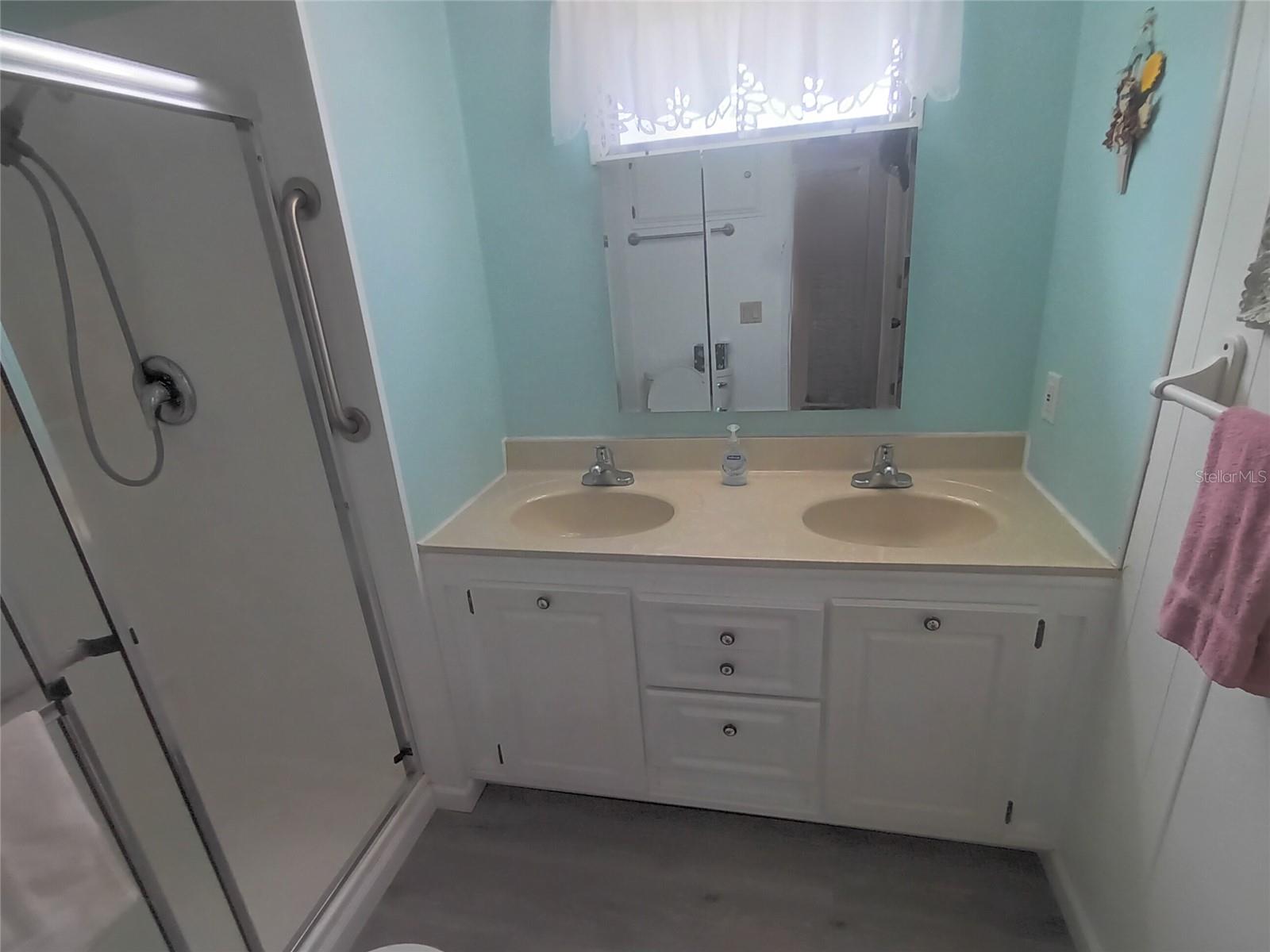 TRI-PAR ESTATES - Residential