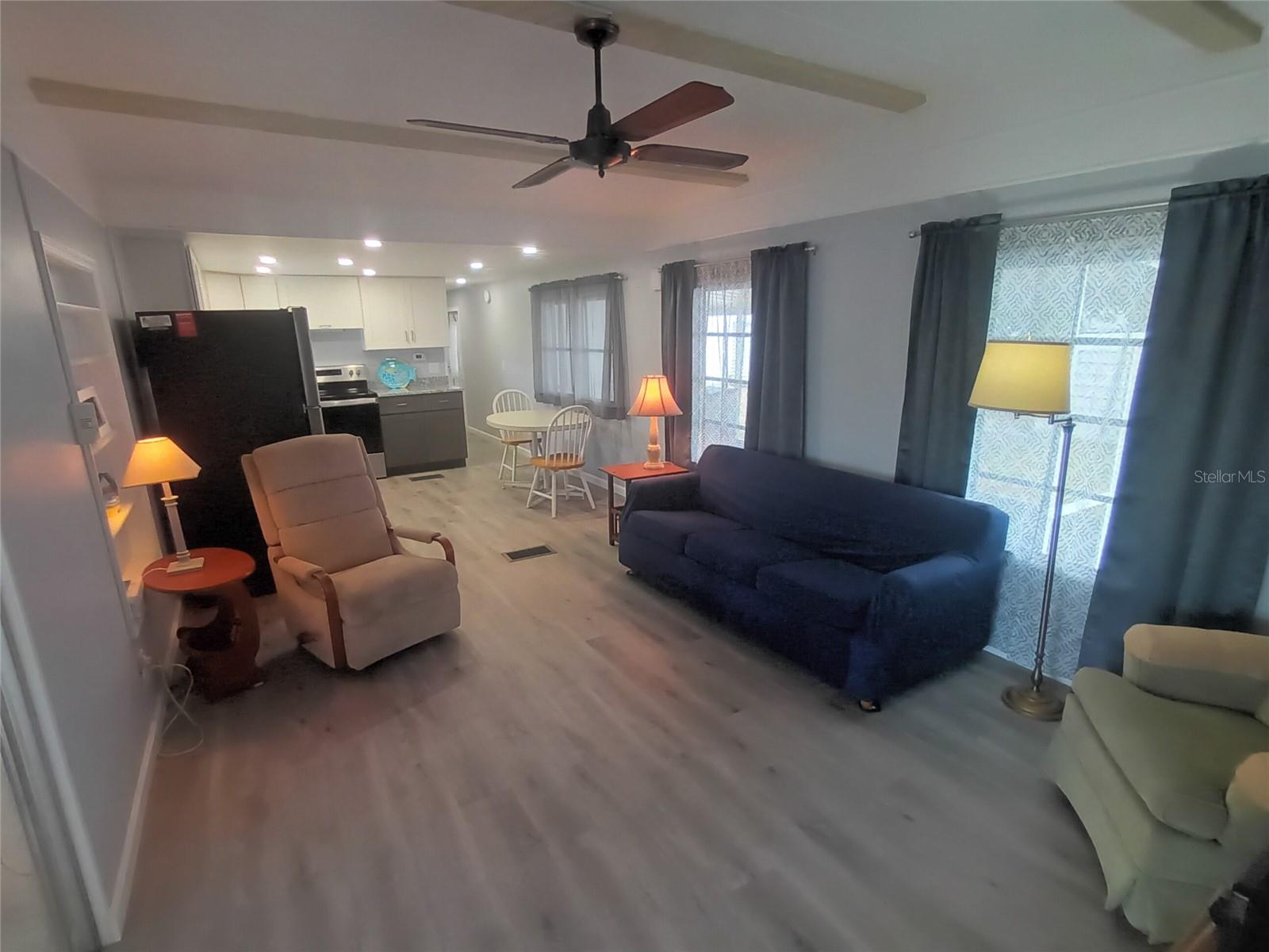 TRI-PAR ESTATES - Residential