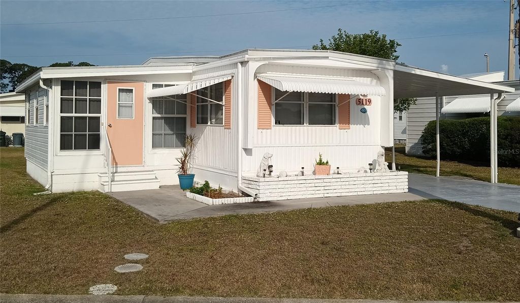 Photo of 5119 Glen Echo Avenue, Sarasota, FL 34234 (MLS # A4652394)