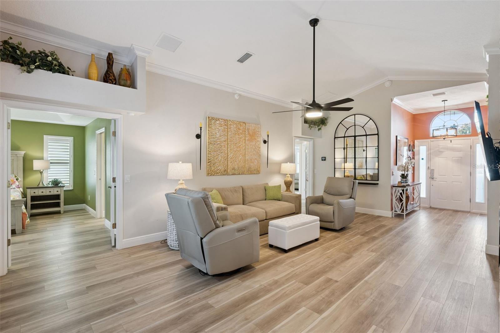 1877 WALDEN WAY
