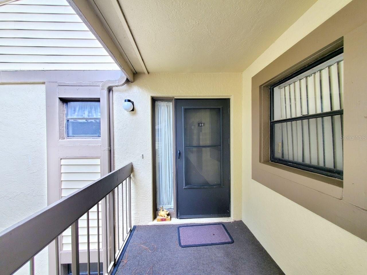 20 WOODLAKE PLACE 20