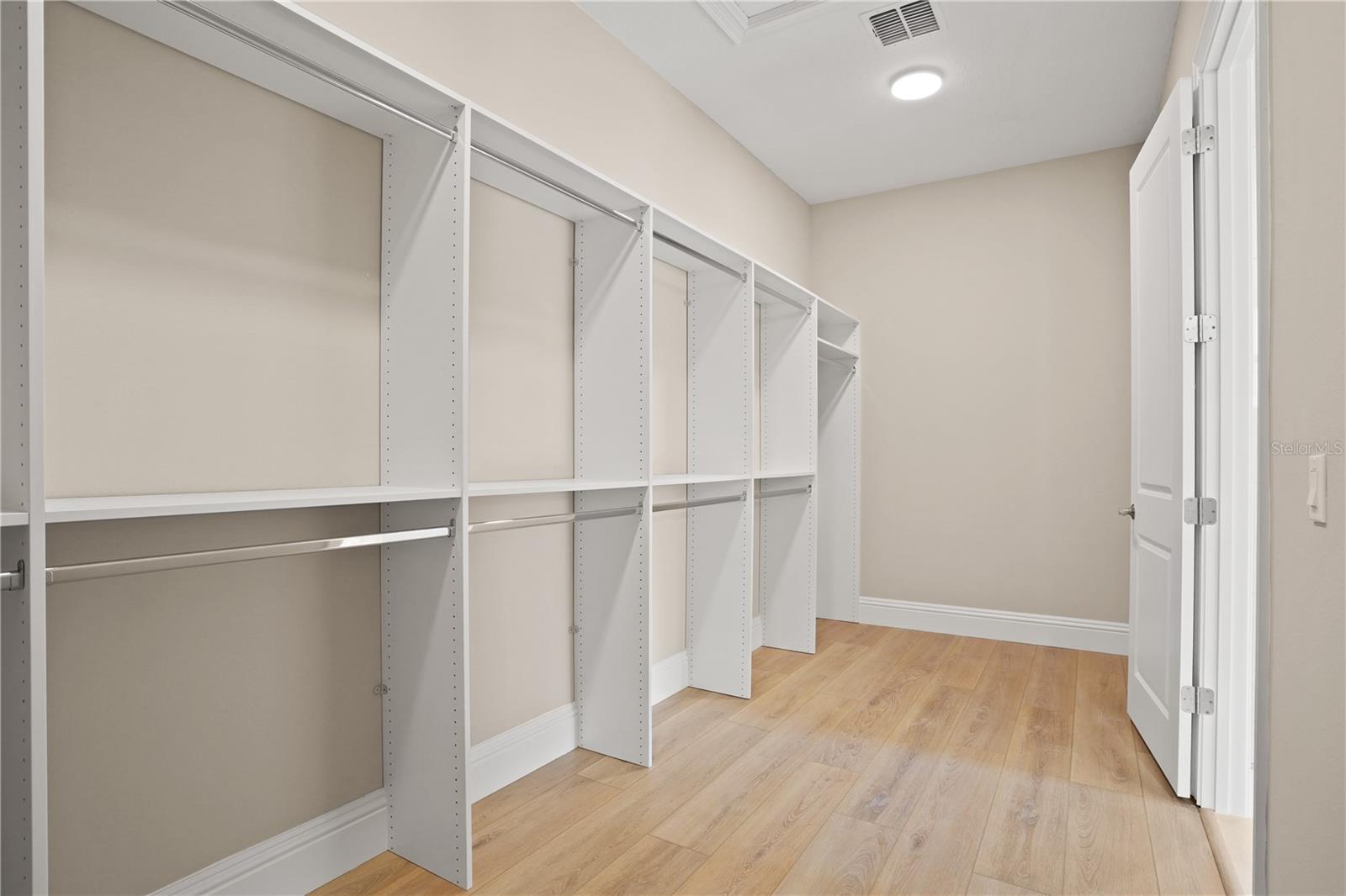 SANCTUARY GOLF ESTATES - Residential