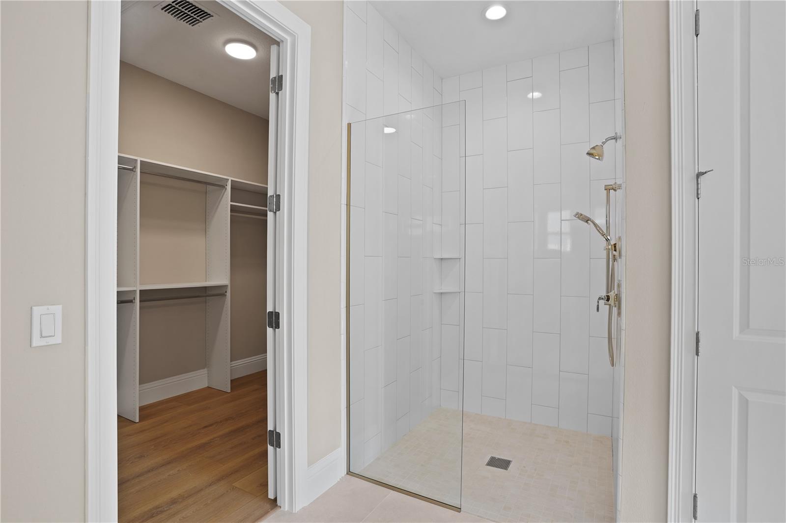 SANCTUARY GOLF ESTATES - Residential