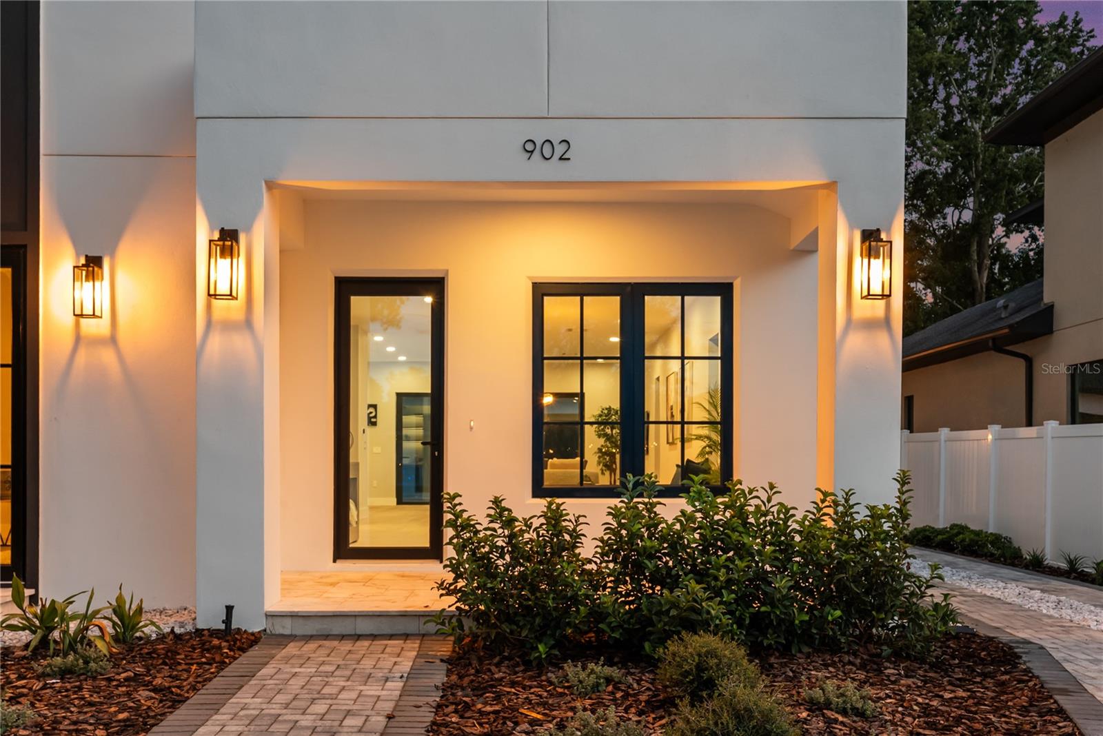 902 SHADY LANE DRIVE