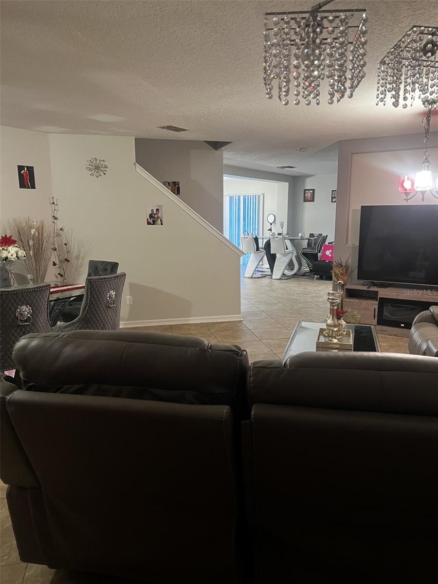 FOUR CORNERS PH 01 - Residential