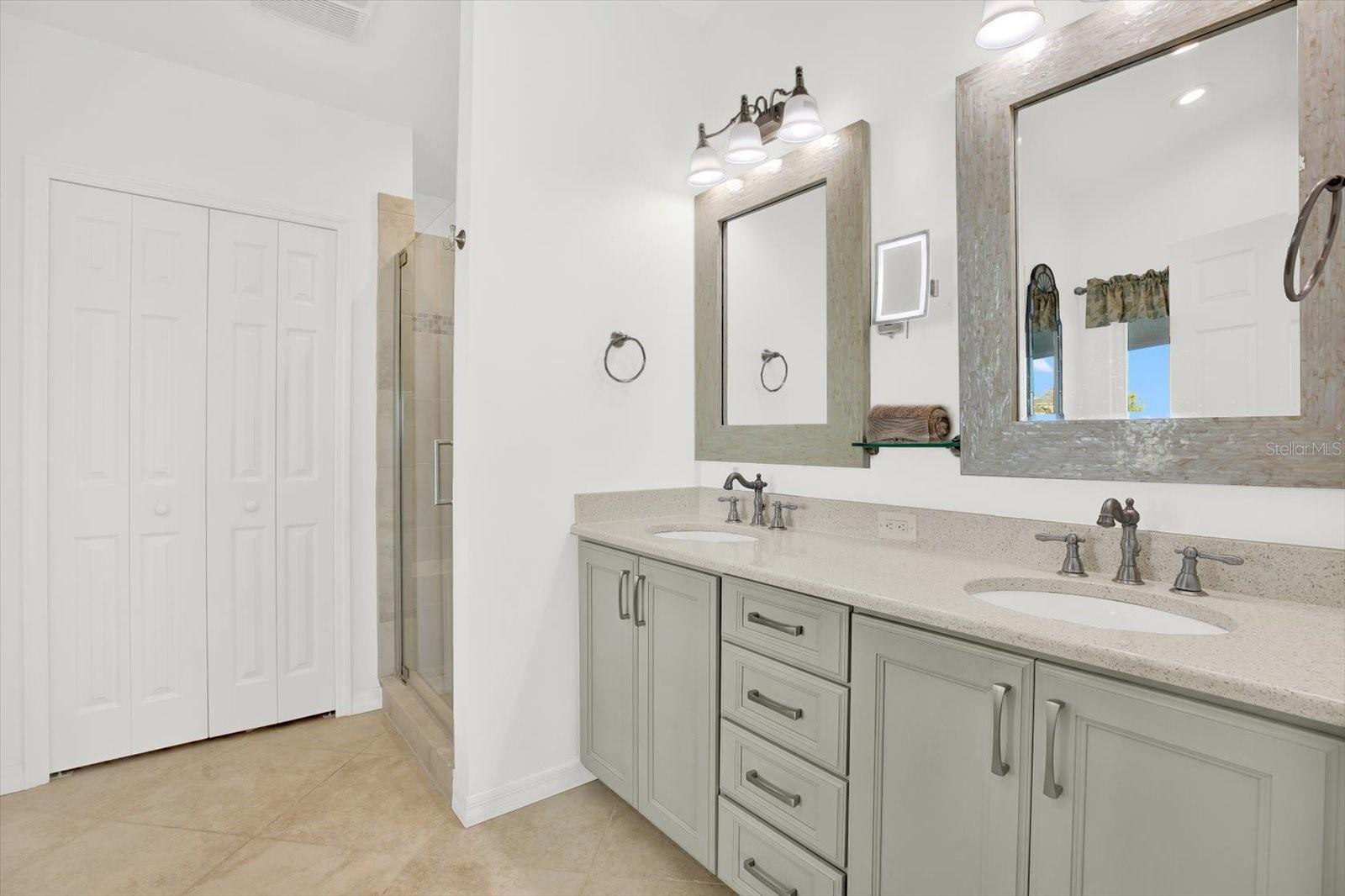 REDINGTON BEACH HOMES 6TH ADD - Residential