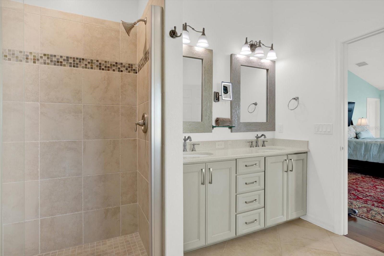 REDINGTON BEACH HOMES 6TH ADD - Residential