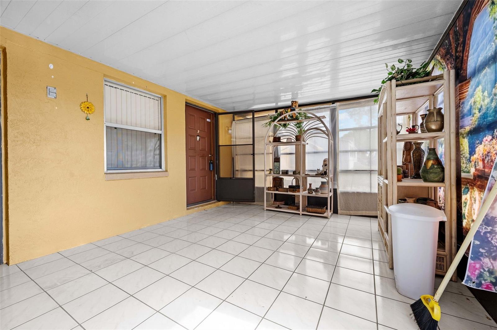 HOLIDAY ESTATES - Residential