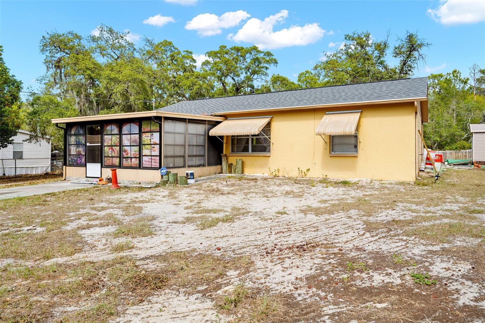 HOLIDAY ESTATES - Residential