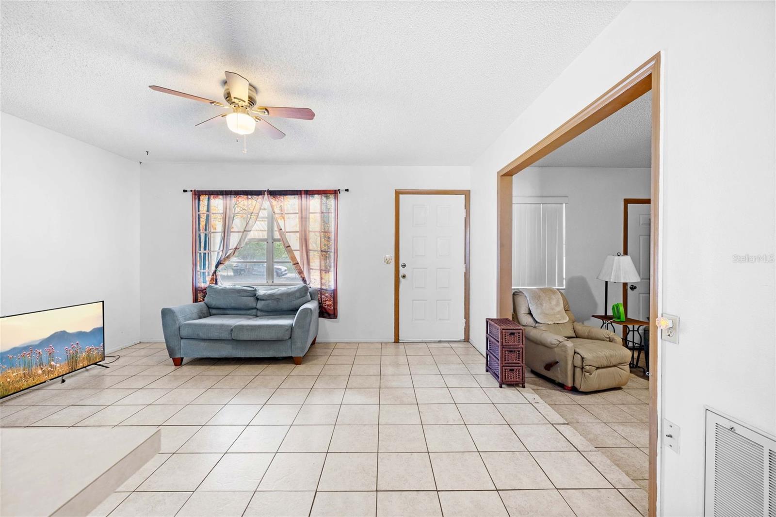 HOLIDAY ESTATES - Residential