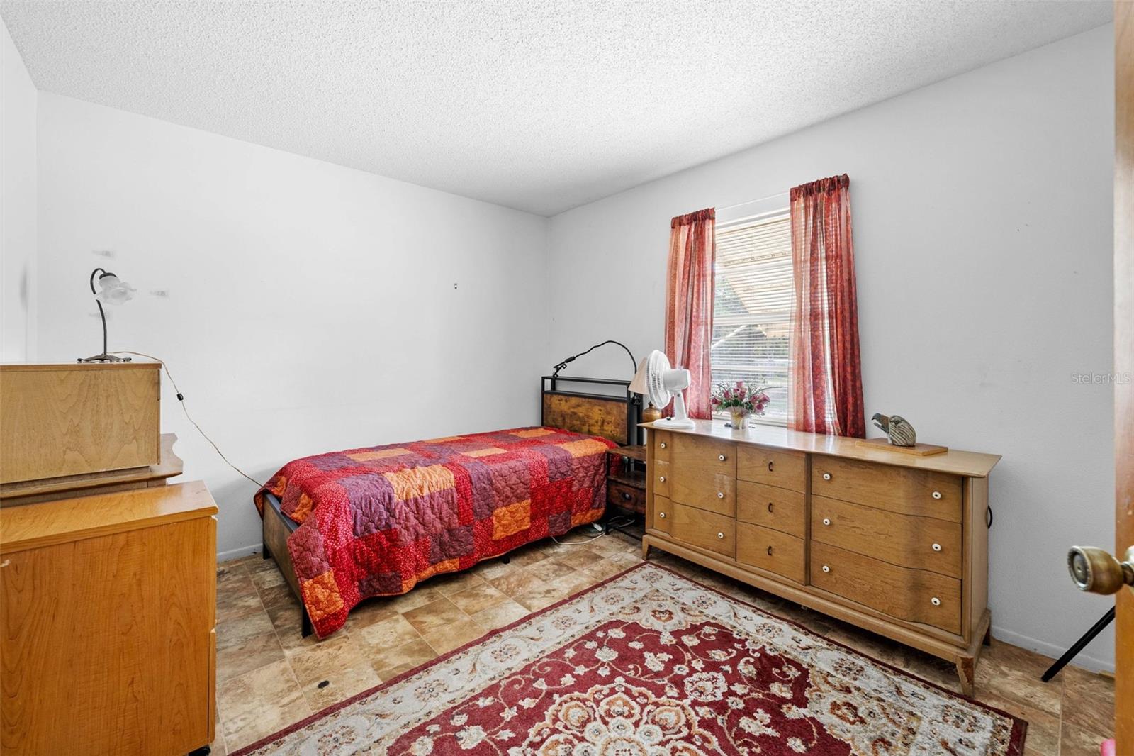 HOLIDAY ESTATES - Residential