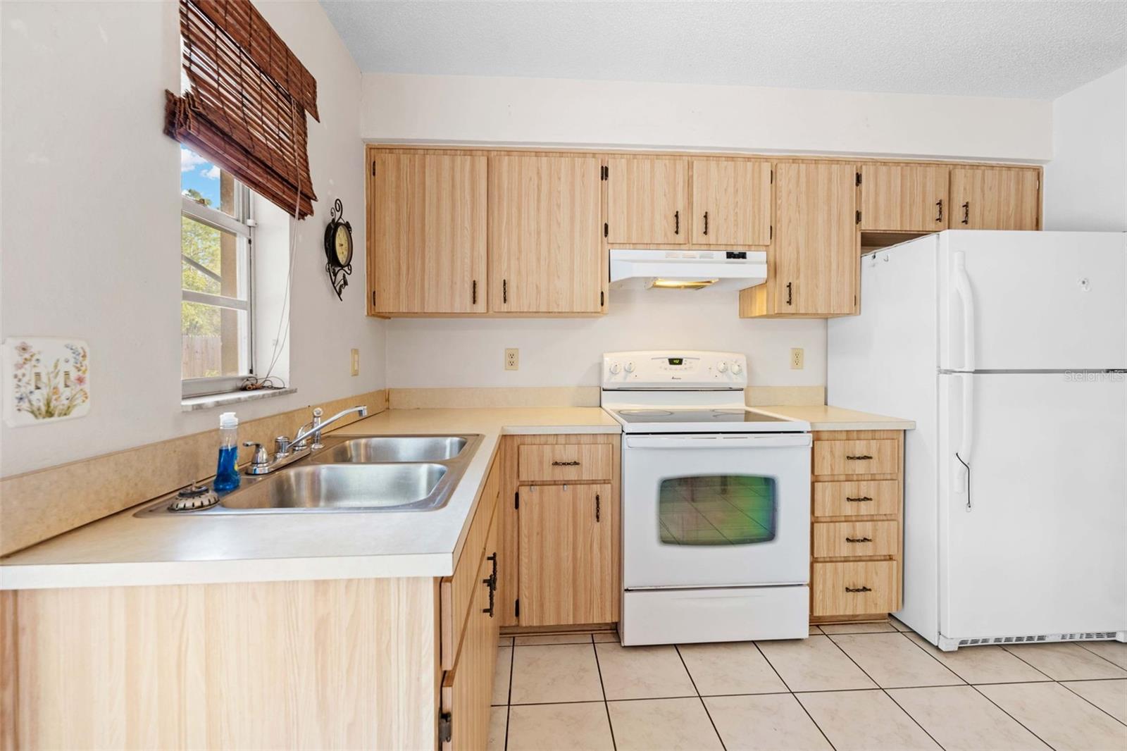 HOLIDAY ESTATES - Residential